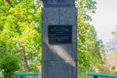 Denkmal vom Gründer des Botanischen Gartens