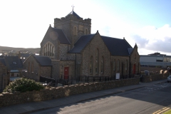 Kirche und Bibliothek in Lerwick
