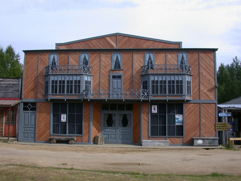 06_r_goldmuseum04